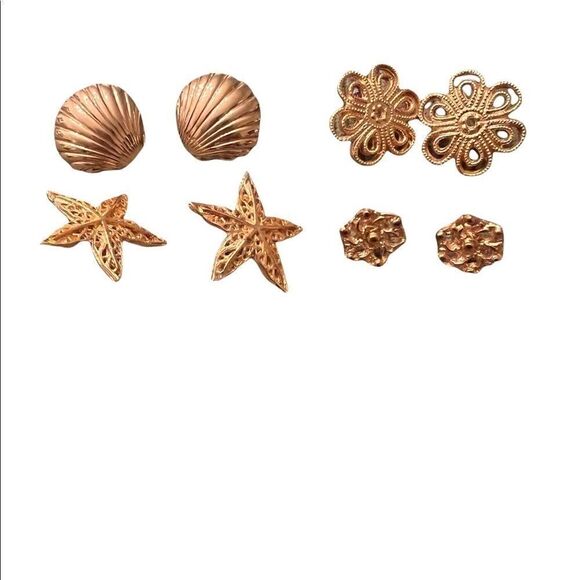 Jewelry - 4 pair of gold colored vintage earrings shell star flower swirls gently used